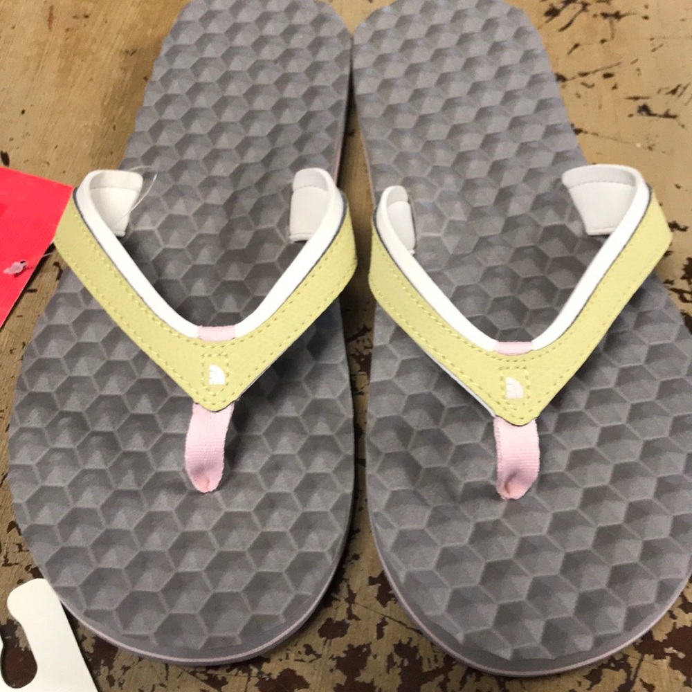 The North Face Flip Flops - Picture 3 of 7